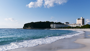 Shirarahama Beach